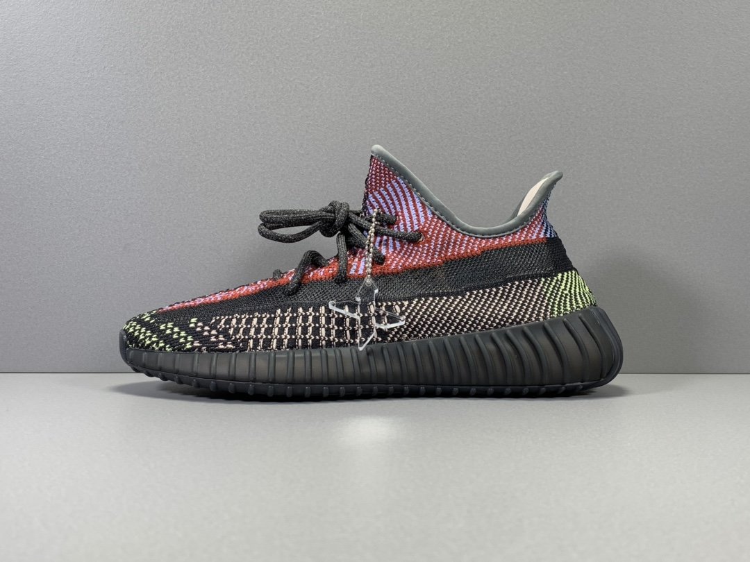 Women's Running Weapon Yeezy Boost 350 V2 